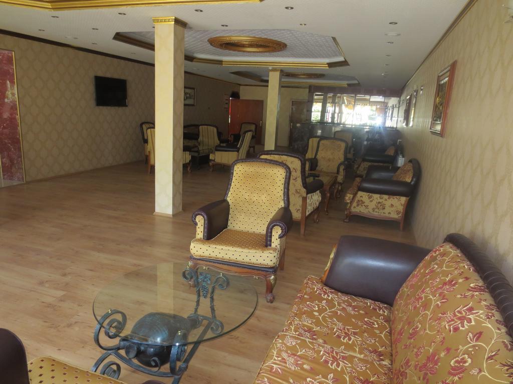 Otel Eyna